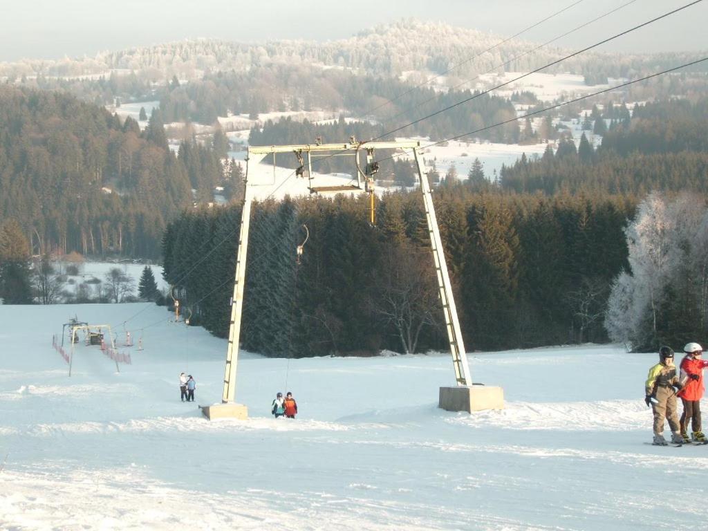 Landhotel Zum Matthiasl Bischofsreut Buitenkant foto